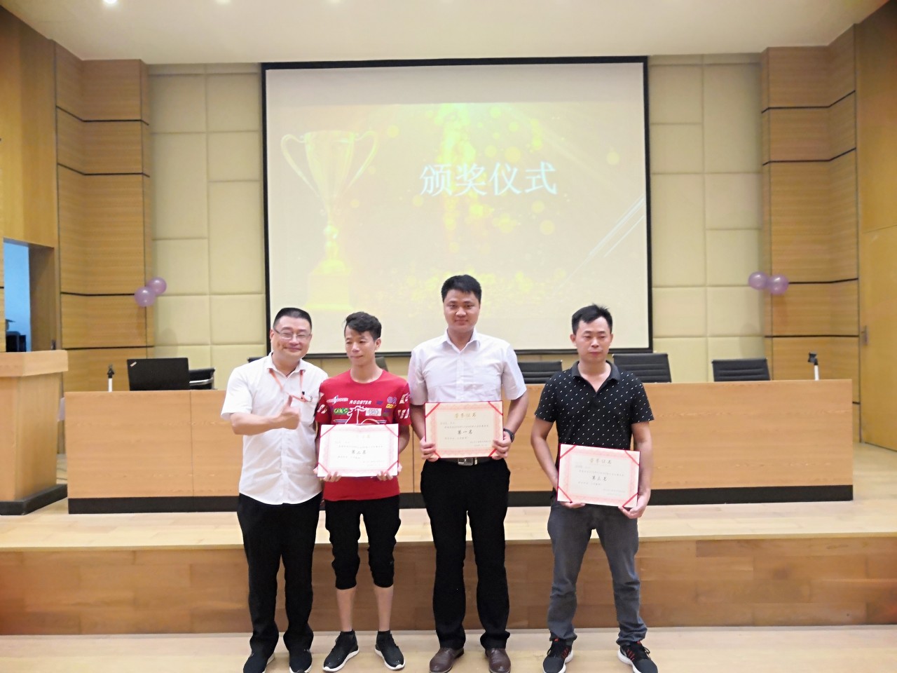 廣源首屆“k歌之王”暨8月生日會，真skr特別的日子