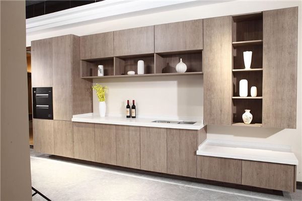 全鋁家具發(fā)展平穩(wěn)，市場(chǎng)內(nèi)龍盤(pán)虎踞